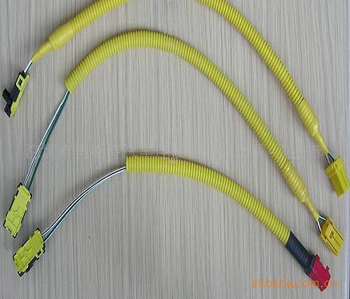 连接器